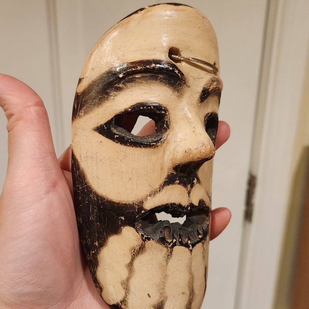 Authentic Mexican Folk Mask - Picture 2 of 6